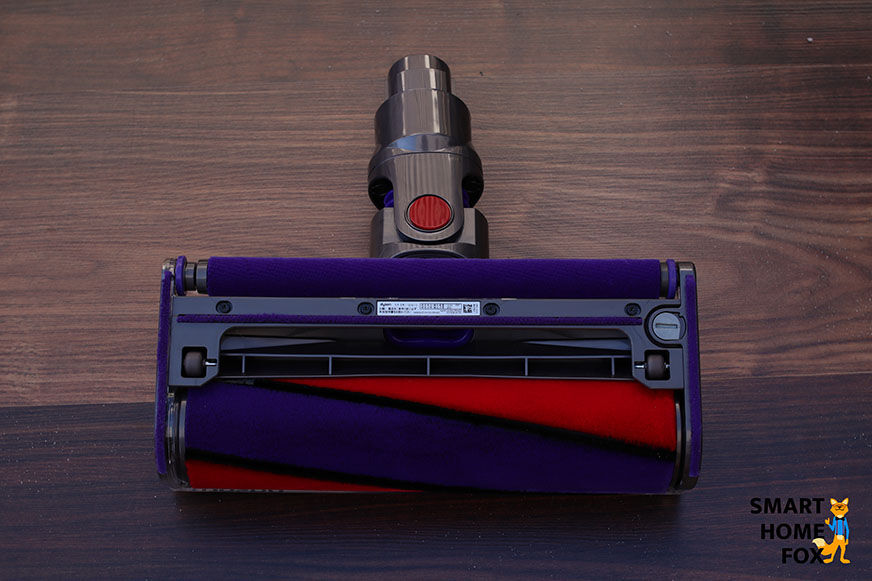 Dyson V8 Absolute vs Dyson V10 Absolute UK (2024)